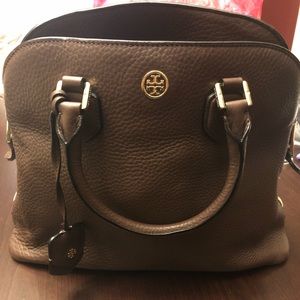 Tory Burch NWOT Robinson Satchel